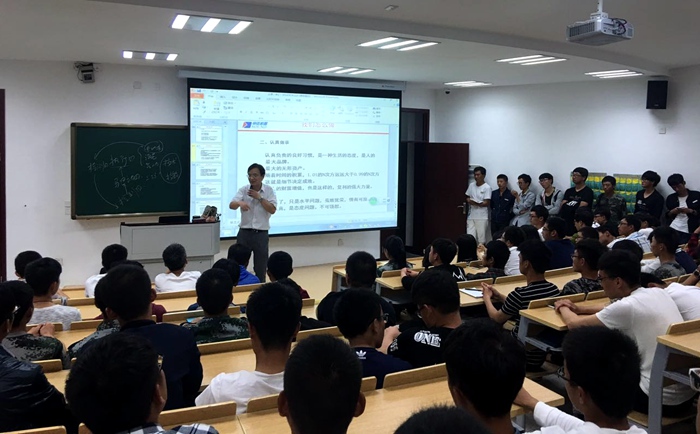 沈_内.jpg 沈_内.jpg