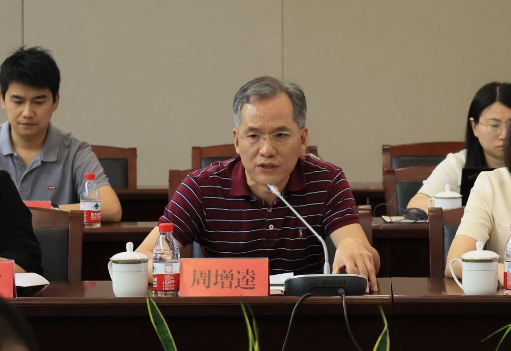 6ad4f42667ced3492e63bc32fde69e2