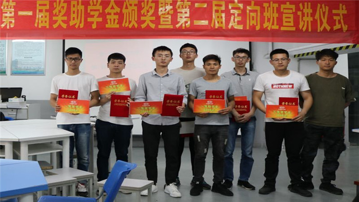 QQ图片20190617150527_副本.jpg QQ图片20190617150527_副本.jpg