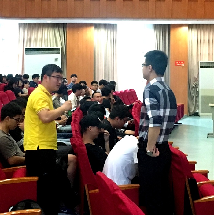 IMG_2421(20180416-201024)_看图王.jpg IMG_2421(20180416-201024)_看图王.jpg