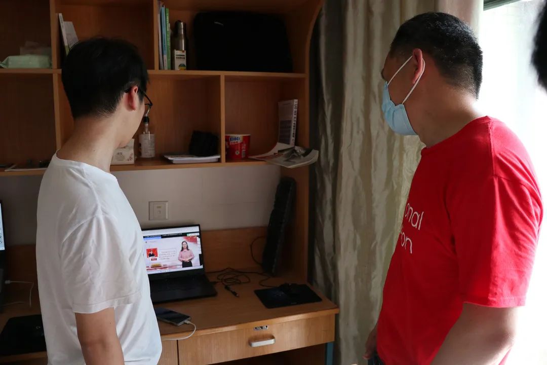 5e68272c6aa749f13e71c0978906f688